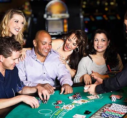 How to Explore casino trực tuyến Platforms and Their Main Features
